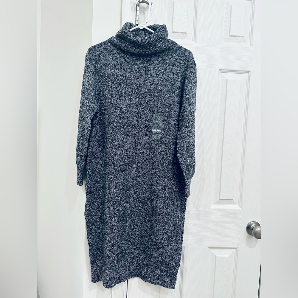 UNIQLO women premium lambswool turtle neck long sleeve dress